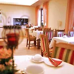 Refrather Hof فندق 3*